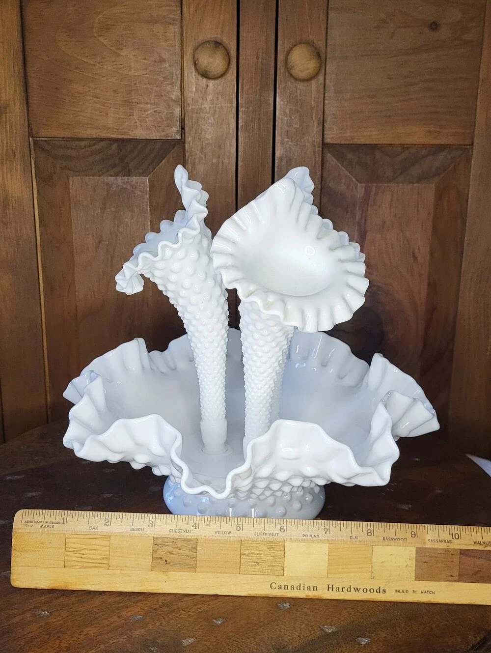 Fenton hobnail milk
